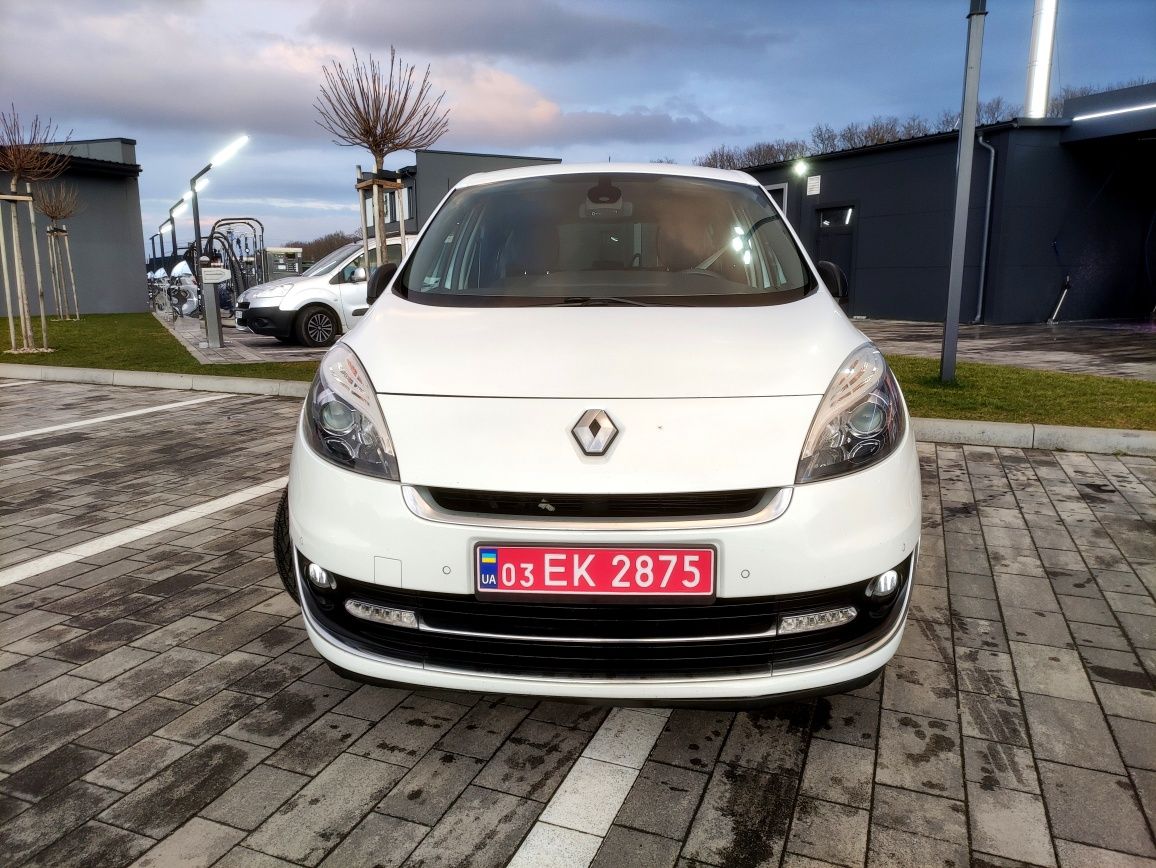 Renault Grand Scenic III Bose