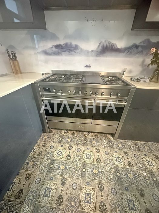 Одноэтажный дом на 20 сотках в пригороде Одессы