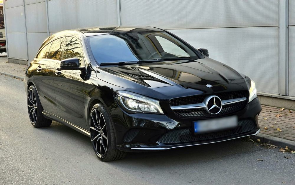 Mercedes-Benz CLA180 AMG 7G~Nawigacja~Bixenon~Półskóra~Czarny Sufit~