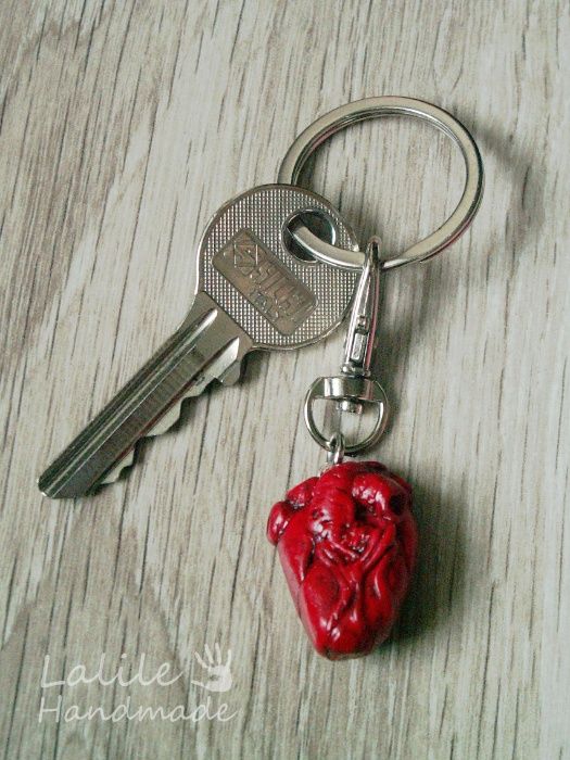 Anatomiczne serce Brelok na Walentynki realistyczne serce Nerd Geek