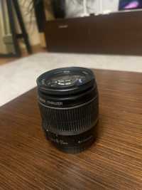 Canon EF-S 18-55mm Macro 0.25m/0.8ft