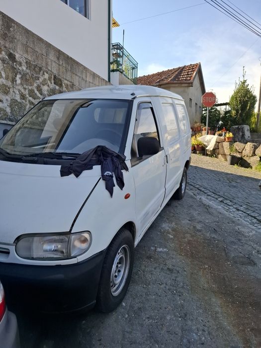 Nissan vanette para peças