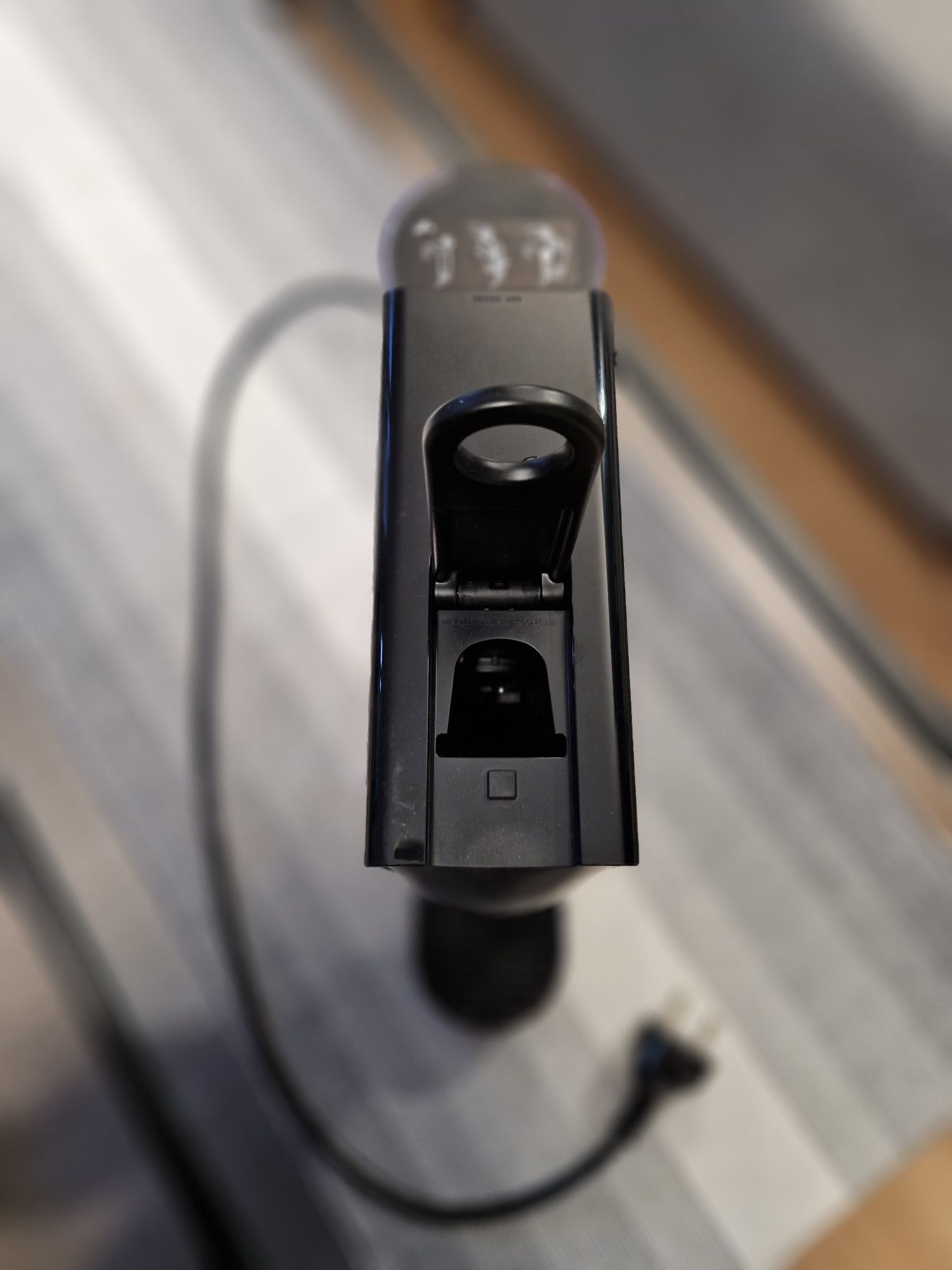 Ekspres do kawy Nespresso Essenza Mini C30