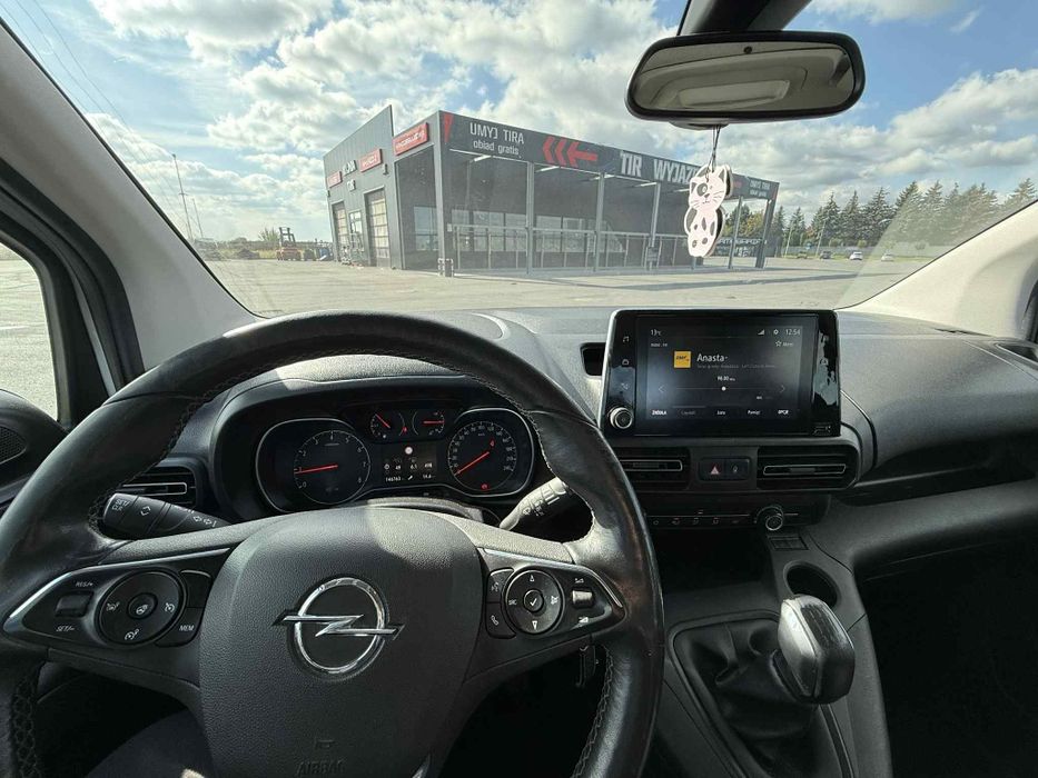 Opel Combo life salon Polska Berlingo Rifter Proace 1.5 CDTI 2020/2021