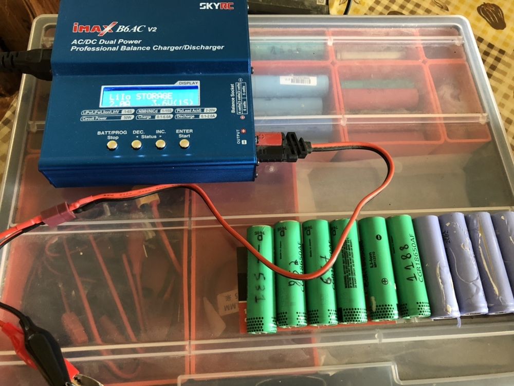 Lote 49 Pilhas baterias celulas lithium 18650 usadas e testadas