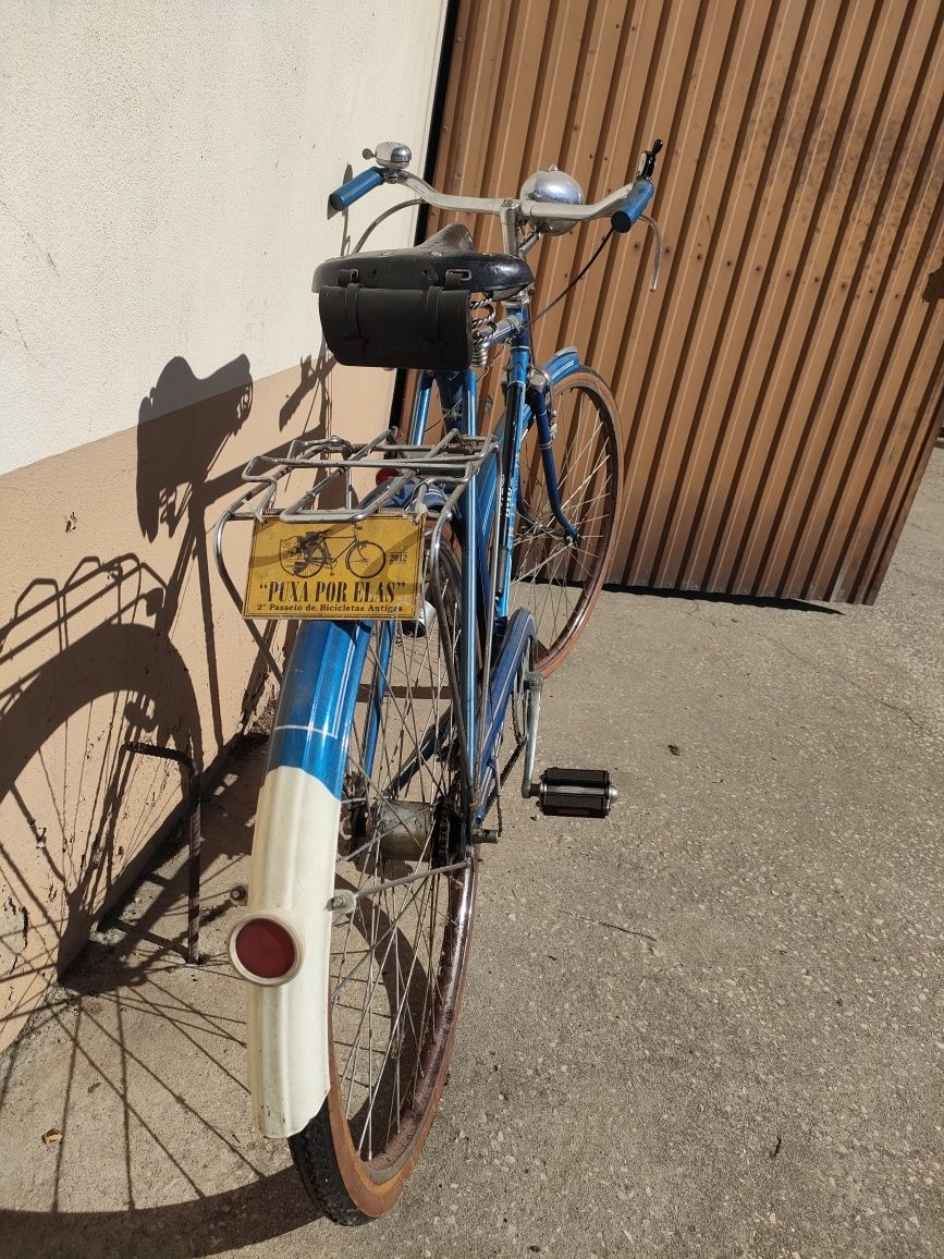 Bicicleta pasteleira clássica