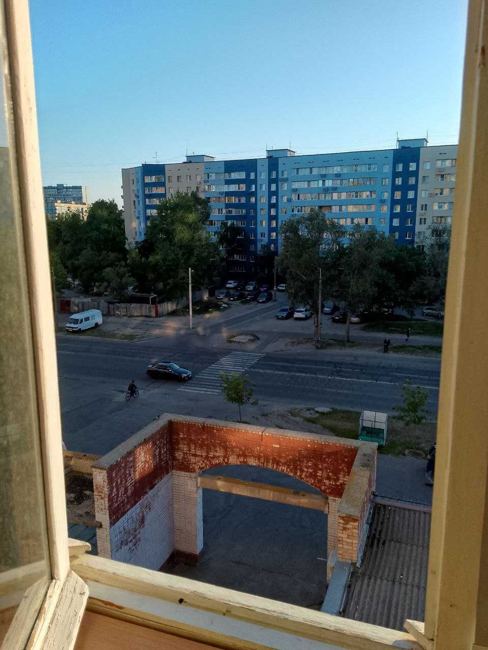 Срочно продам 2 ком. квартиру ж/м. Покровский (Коммунар)