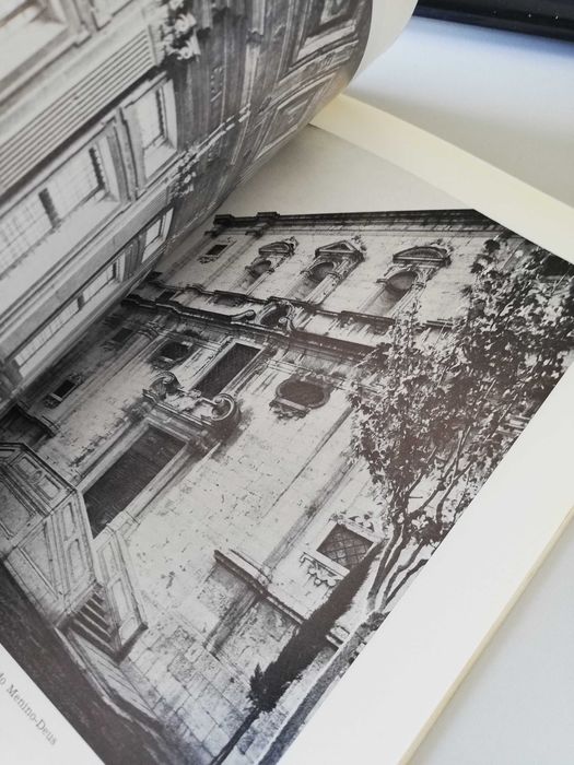 Catálogo da exposição Aspectos da Arquitectura Portuguesa, 1550 a 1950