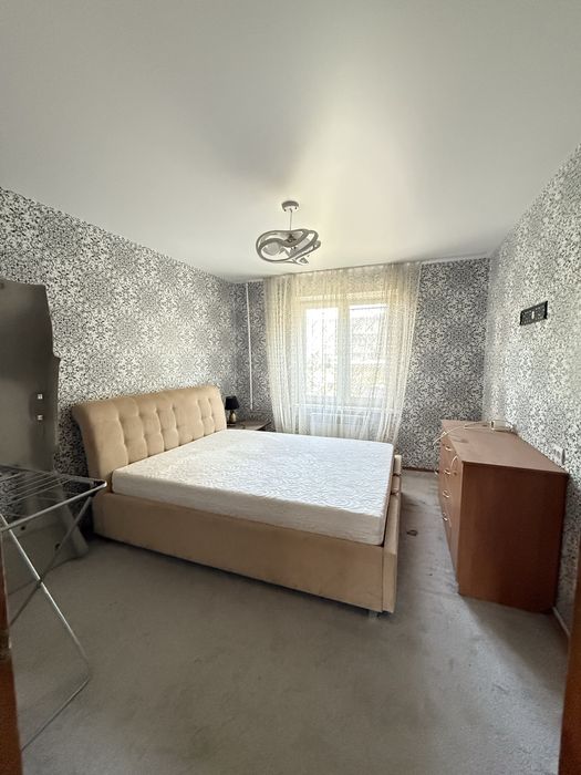 Продам 2-комн квартиру центр Ул/Пл р-н стоматологии  Ватанова