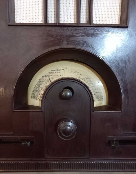 Rádio Telefunken Wiking 125WL (1933/35) - Loja Grundig Clássicos