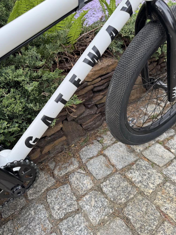 Bmx gateway cut