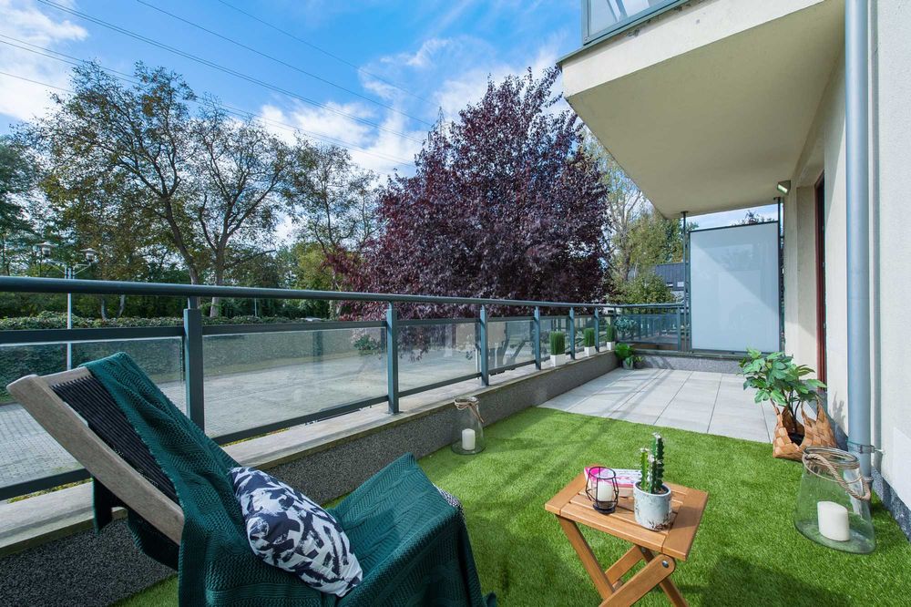 Przestronne mieszkanie z tarasem 15m2 i miejscem post. na ul. Pilotów