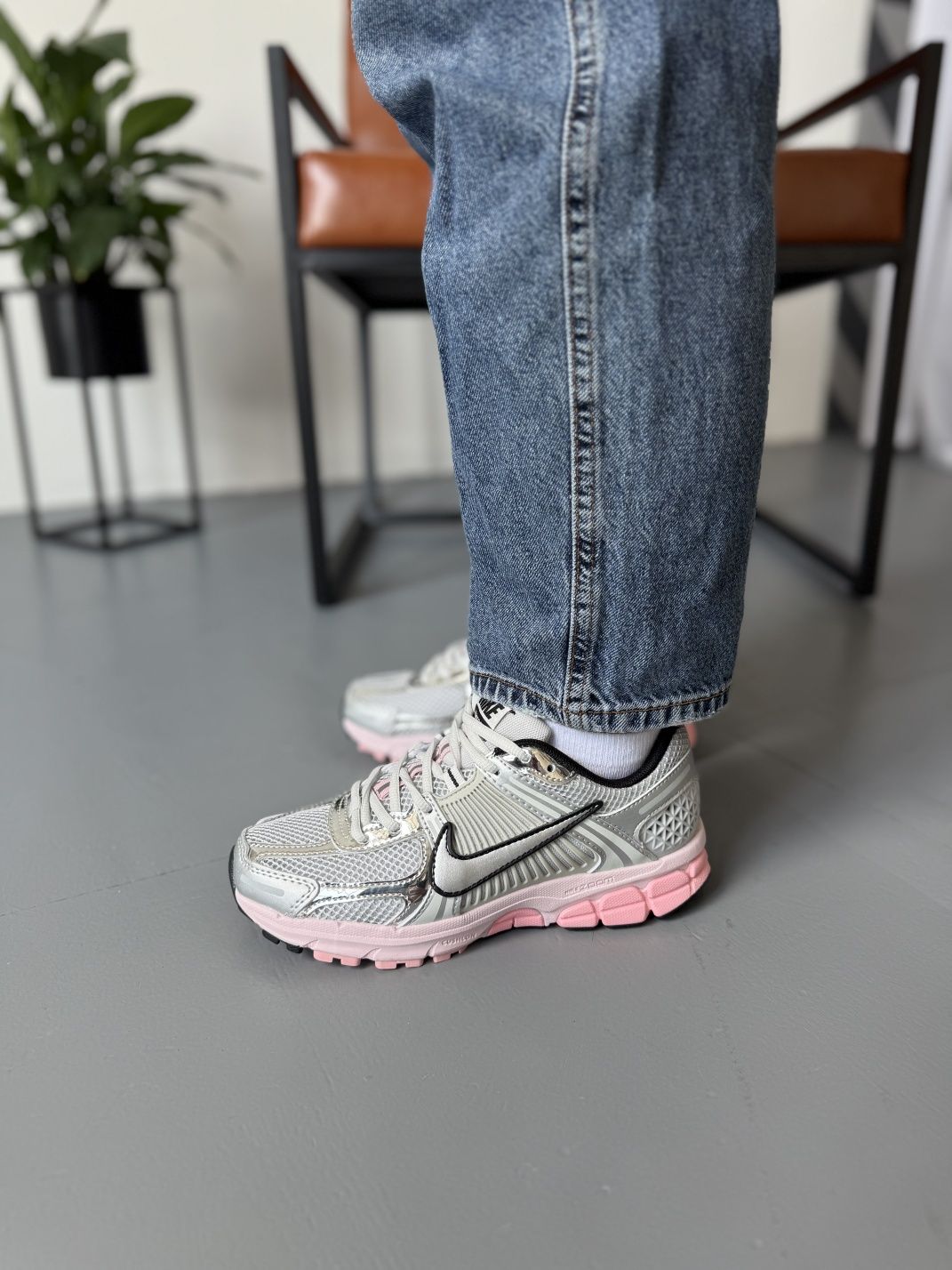 8 кольорів Nike Zoom Vomero 5 (БЕЗ ПРЕДПЛАТ)