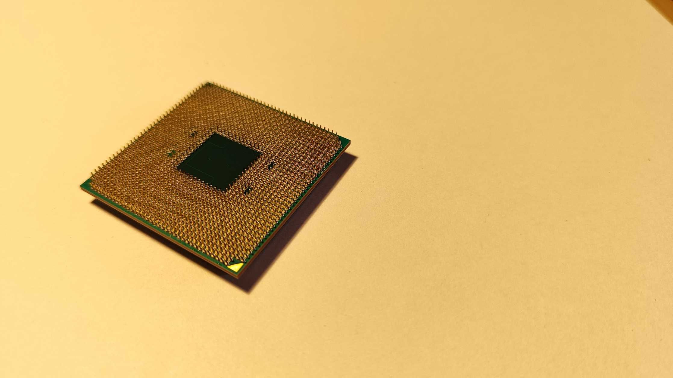 Procesor AMD ryzen 3 pro 3200g