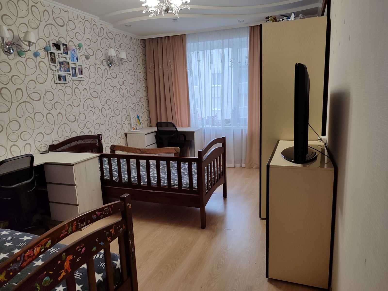 Продаж 2к квартири 71 кв. м на просп. Миру. VRV ID: 31546