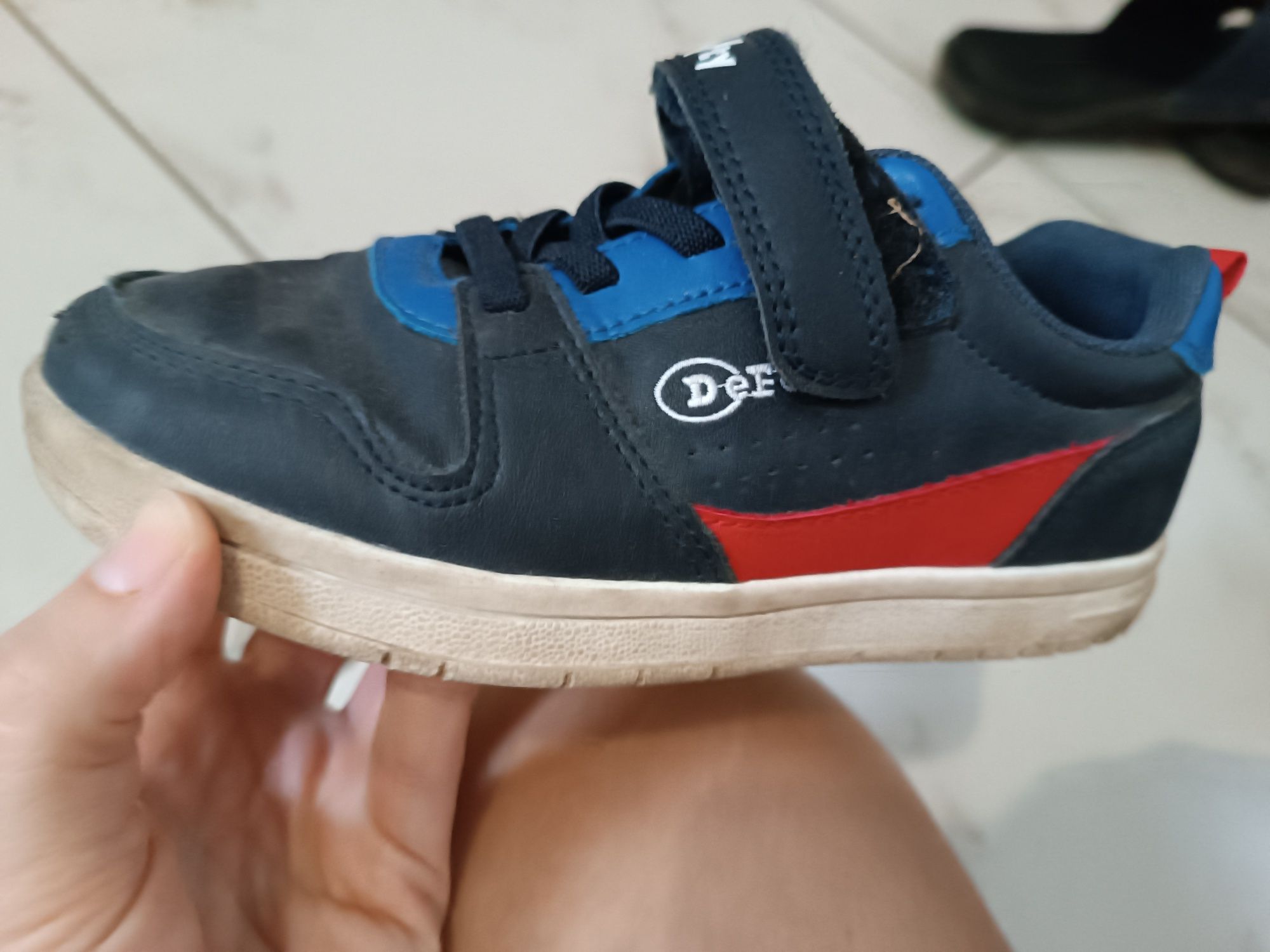 Buty sportowe chłopięce