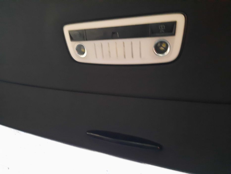 lampka kabiny podsufitki Mercedes E klasa W212 Sedan
