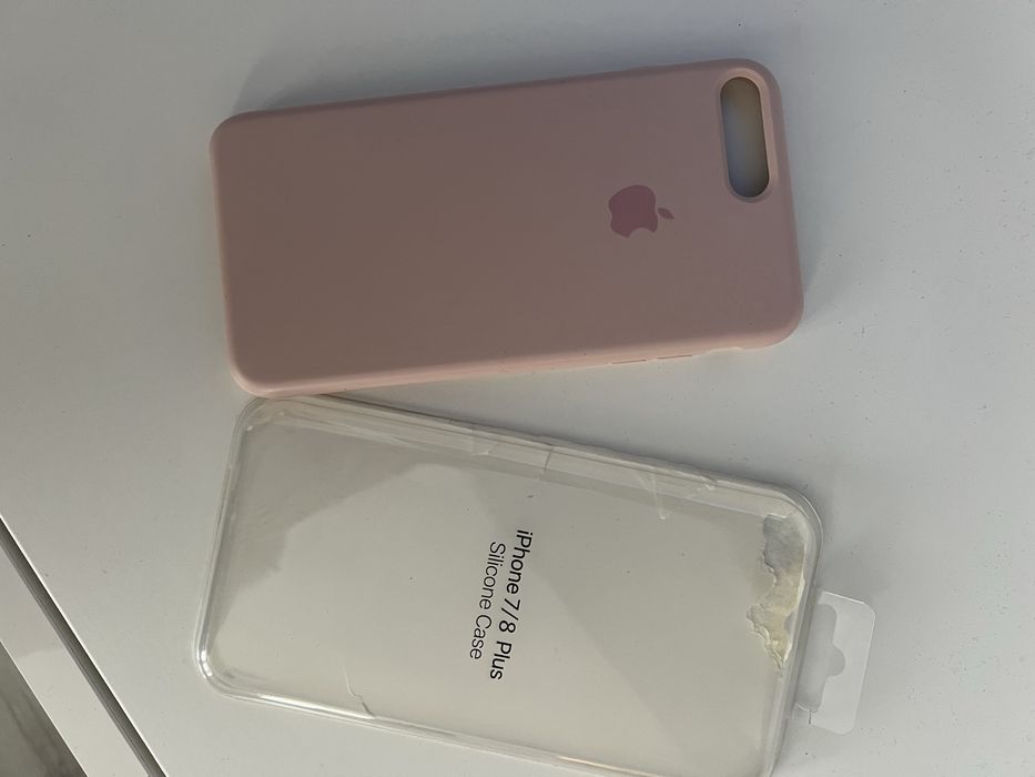 Dwa etui na iphone 7/8
