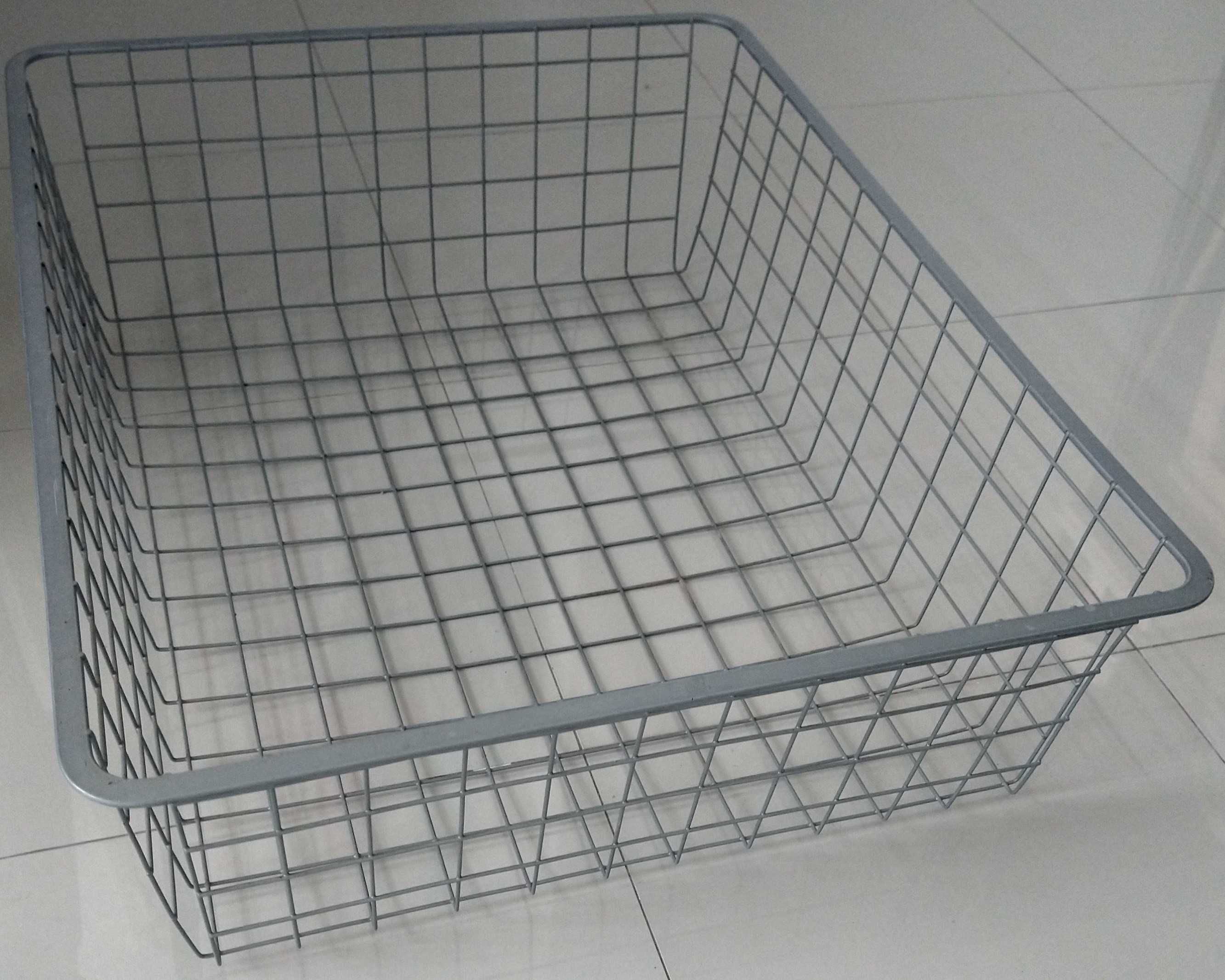 Gaveta metálica Ikea 3€/unidade