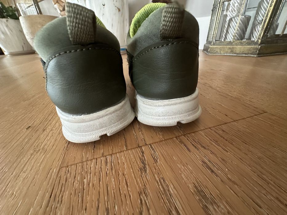 Buty adidasy wsuwane rozm 30