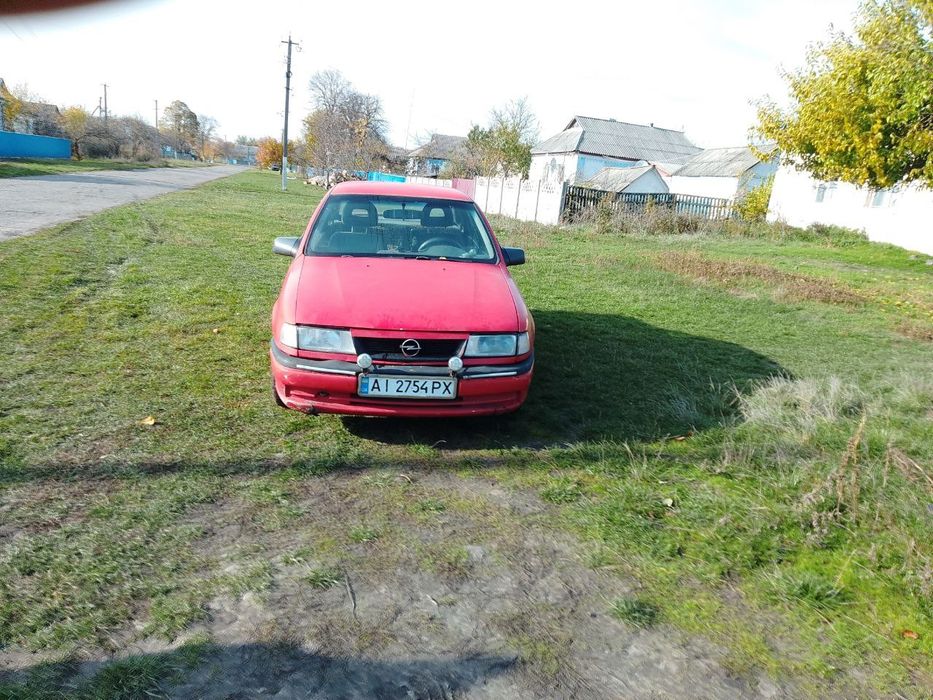 Продам Опель вектра а на ходу