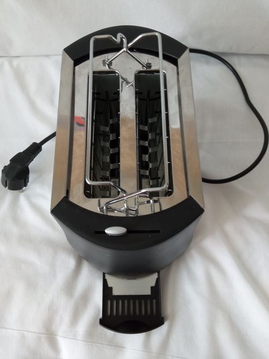 Тостер Polaris 0804