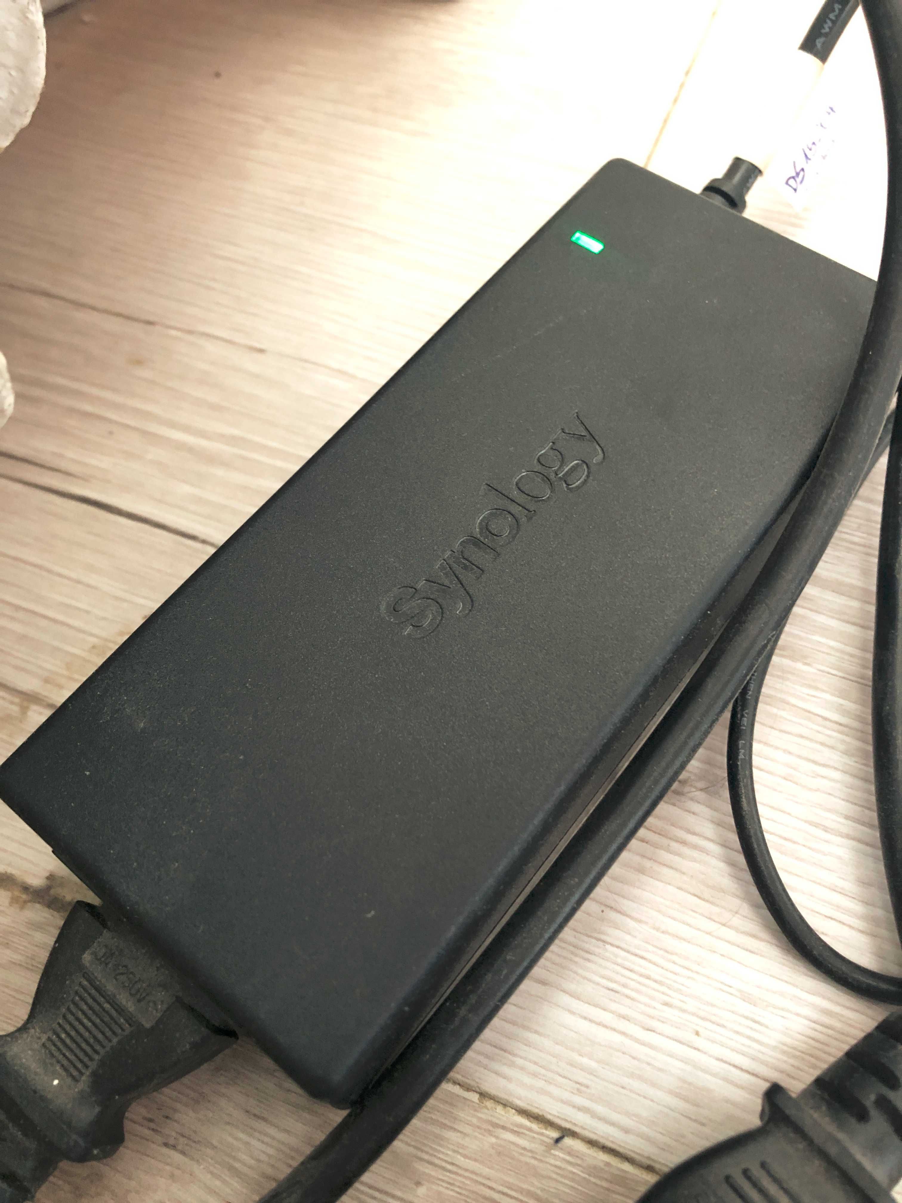 Synology DS1520+ --- DDR4 20GB --- Quad Core Intel CPU