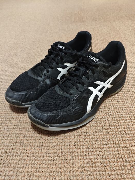 Волейбольні кросівки Asics