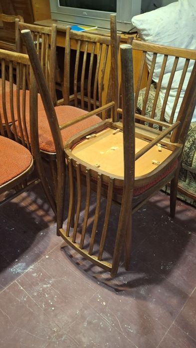 Продам стільці район Змички