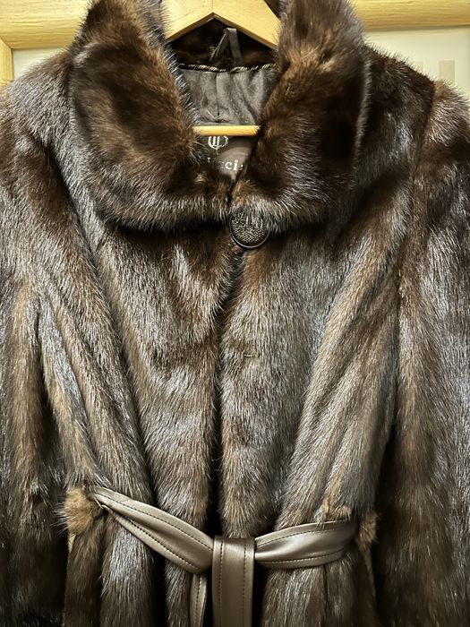 Шуба норковая коричневая