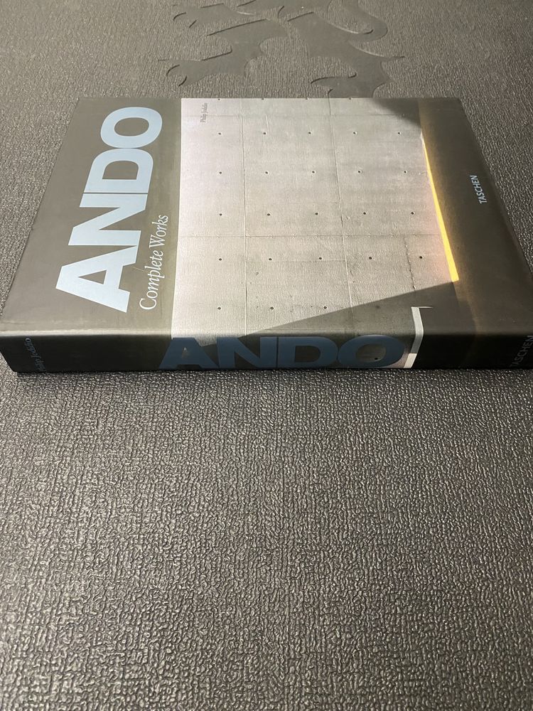 Livro Tadao Ando PT ES IT  (Taschen) - Philip Jodidio (c/Caixa)