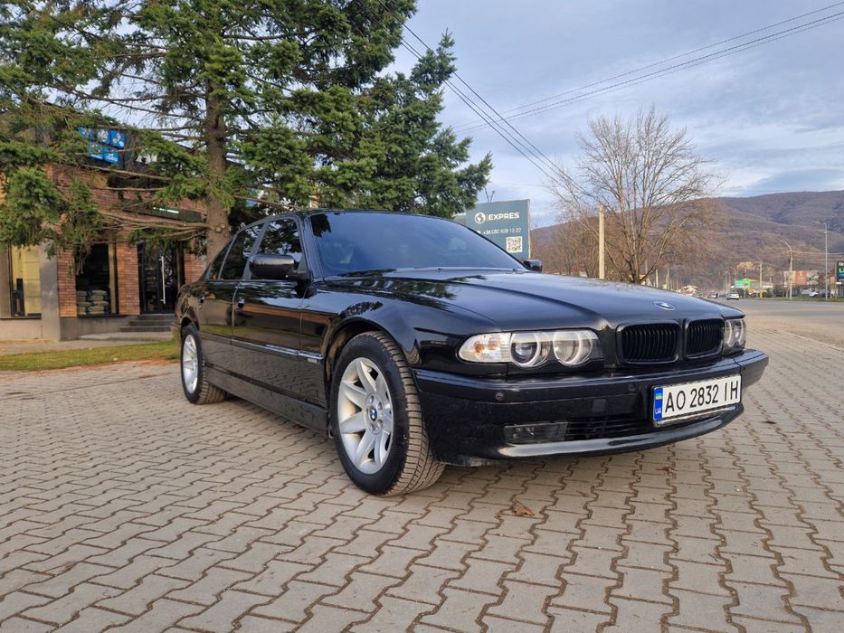 Бмв е38 740d 2001