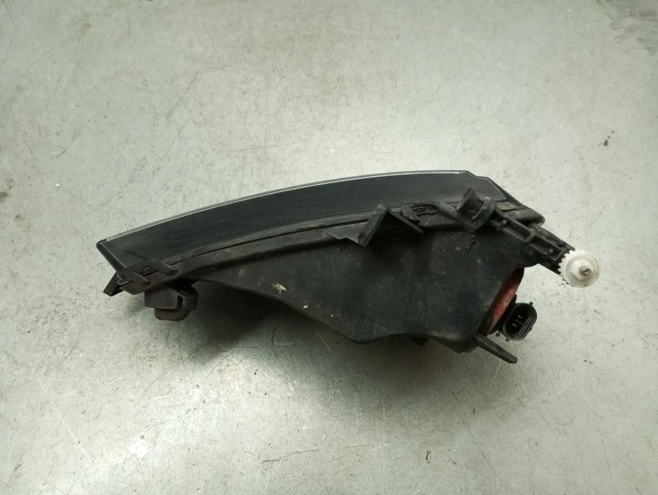 Farol nevoeiro frente esquerdo VOLKSWAGEN Golf VII (5G1, BQ1, BE1, BE2