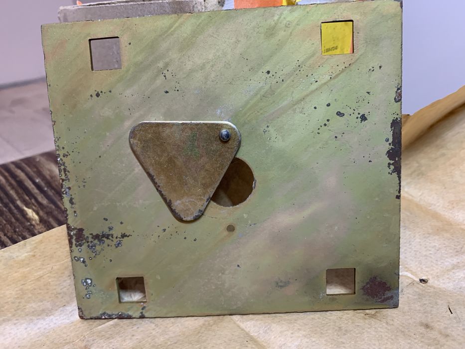 Замок гаражный, секретность 7000, 1994 год, новый, на гараж.