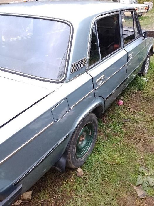 Продам машину 2106