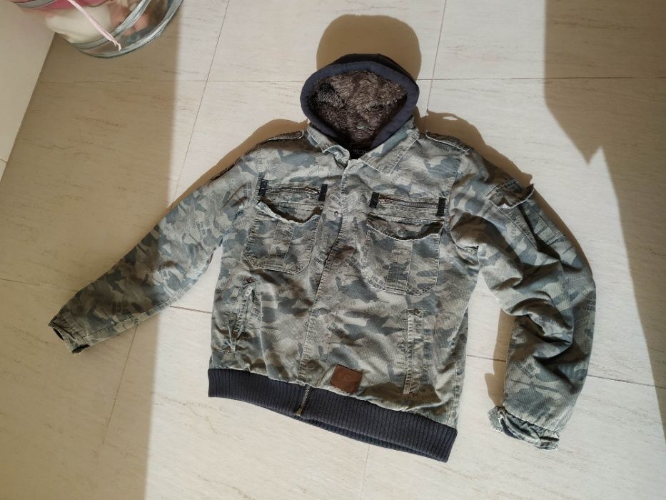 Casaco Camuflado ideal para Pesca/ Caça