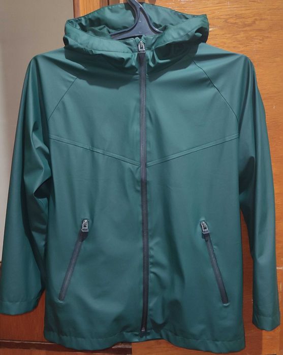 Ветровка фирмы  ZARA