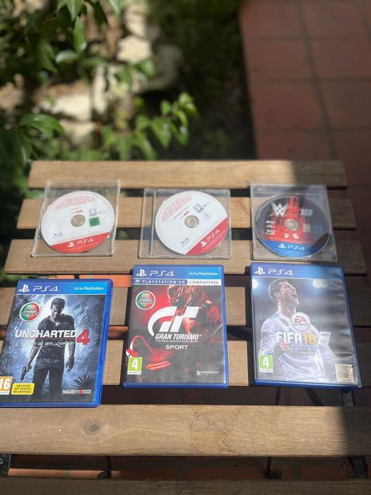 PS4 Slim (500GB) + 2 Controllers + 6 Games64309807418114122