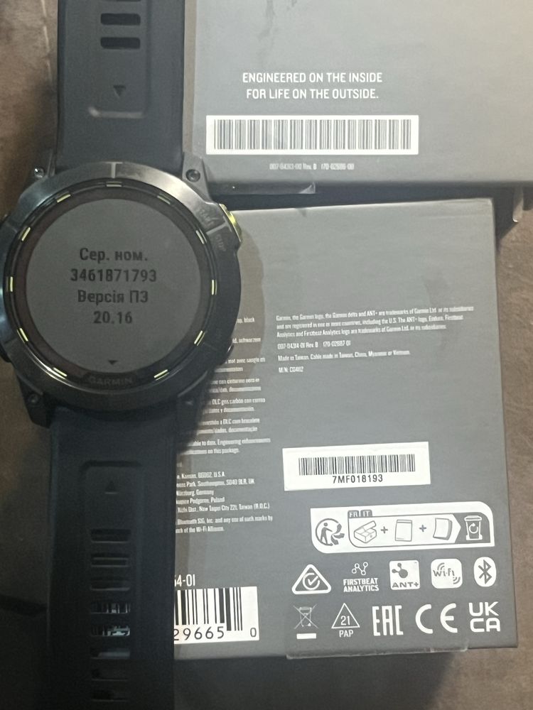 ENDURO 2. SAPPHIRE SOLAR Ultraperformance Multisport GPS Watch