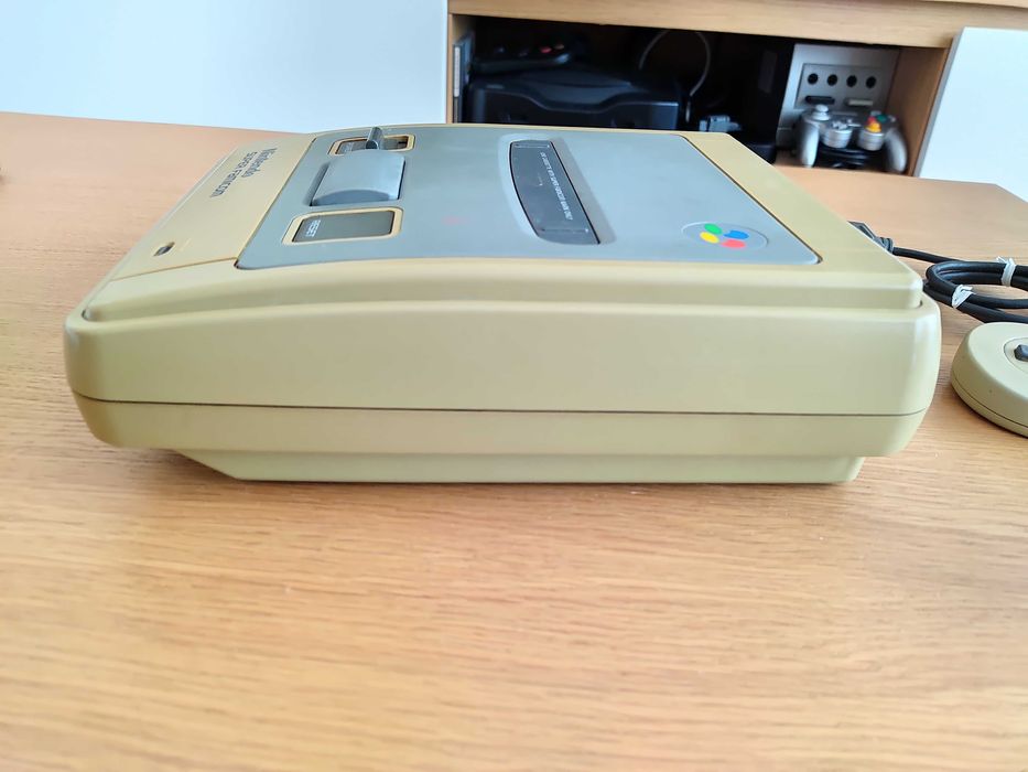 Consola Nintendo Super Famicom (SNES)