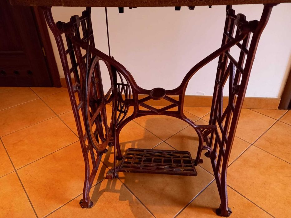 Maszyna do szycia stara