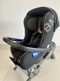 Fotelik BMW Baby Seat grupy 0+ z bazą ISOFIX