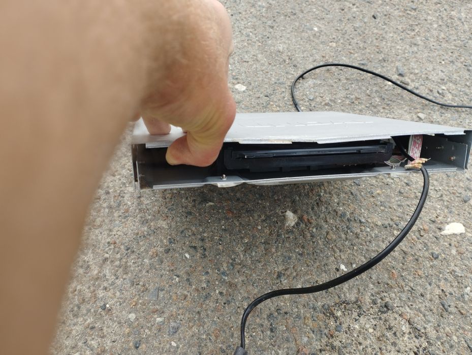 Dvd player Hyundai на запчастини