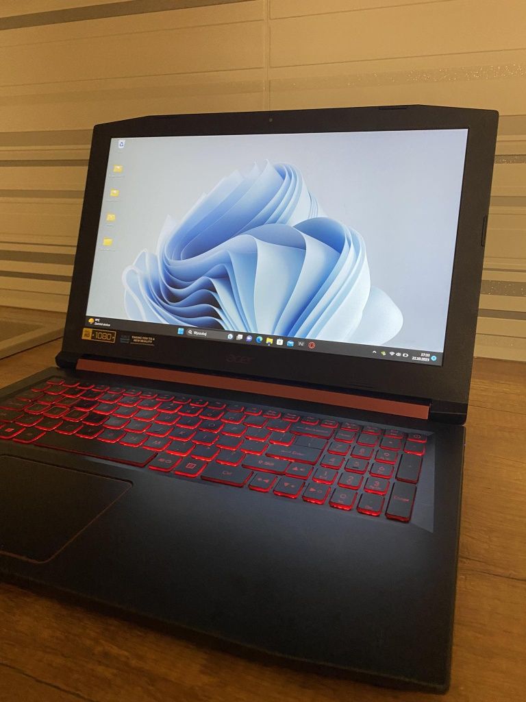 Laptop Acer Nitro 5+myszka razer