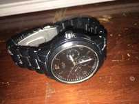 Relogio guess satm preto