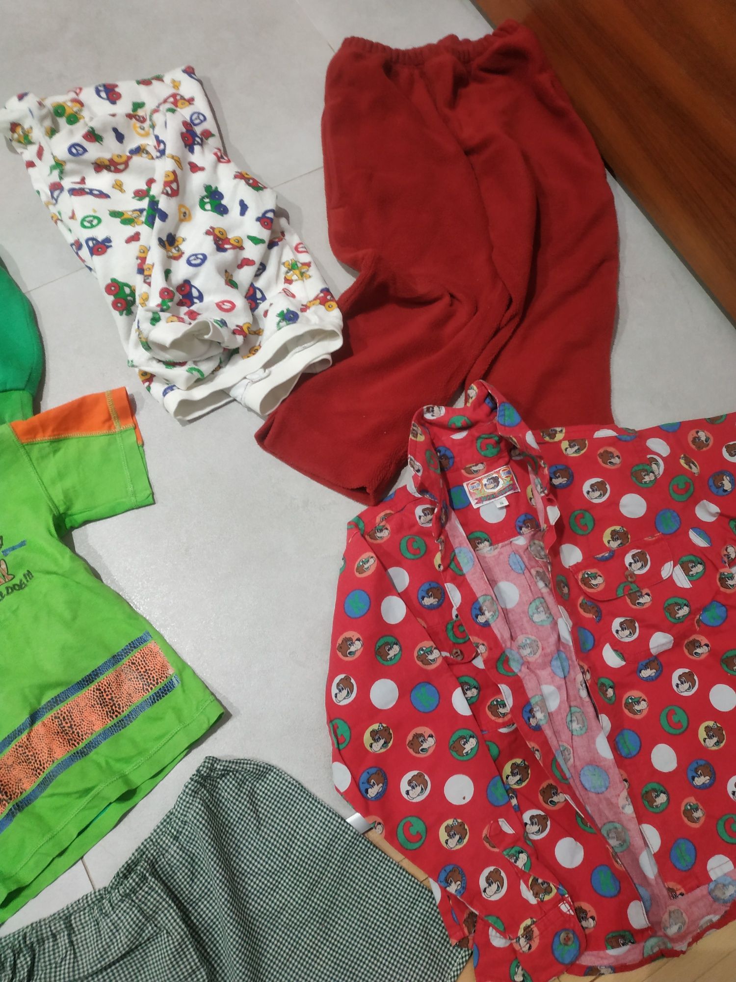 Bluza, kurtka i inne 9 szt.ubranka dla chlopca 102-110 cm.