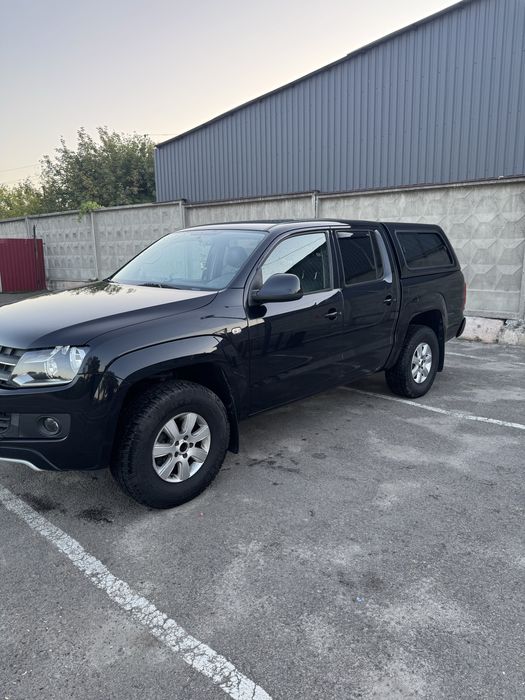 Volkswagen Amarok хороший стан малий пробіг