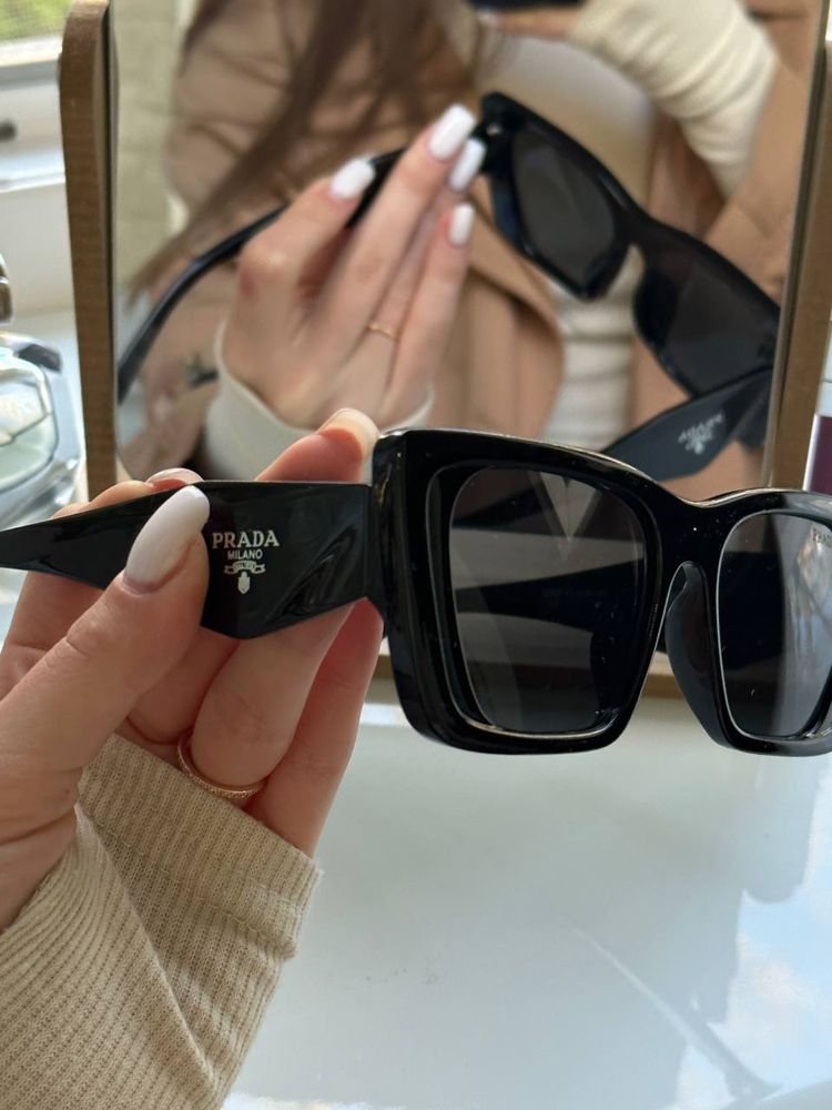 Сонцезахисні жіночі окуляри
