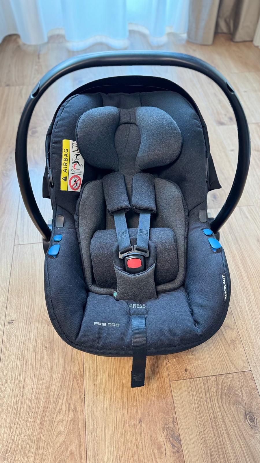 Wózek Muuvo Quick 3.0 + nosidło Avionaut Pixel Pro z bazą ISOFIX – zes