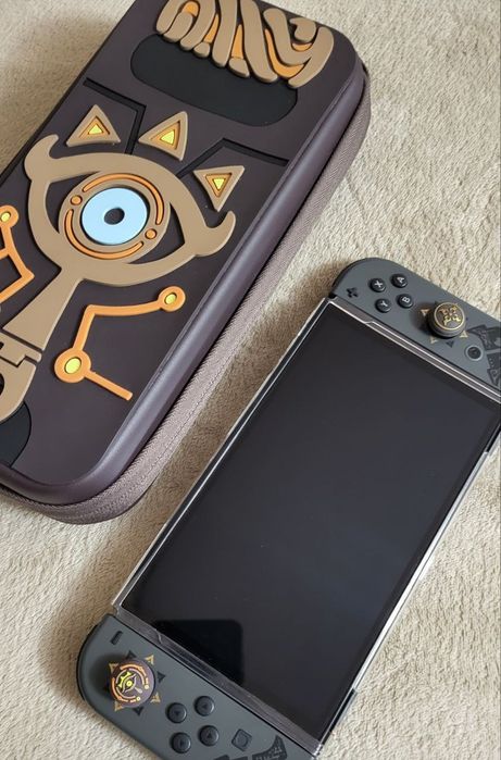 Чехол Nintendo Switch Плотный Толстый Zelda Хайрул
